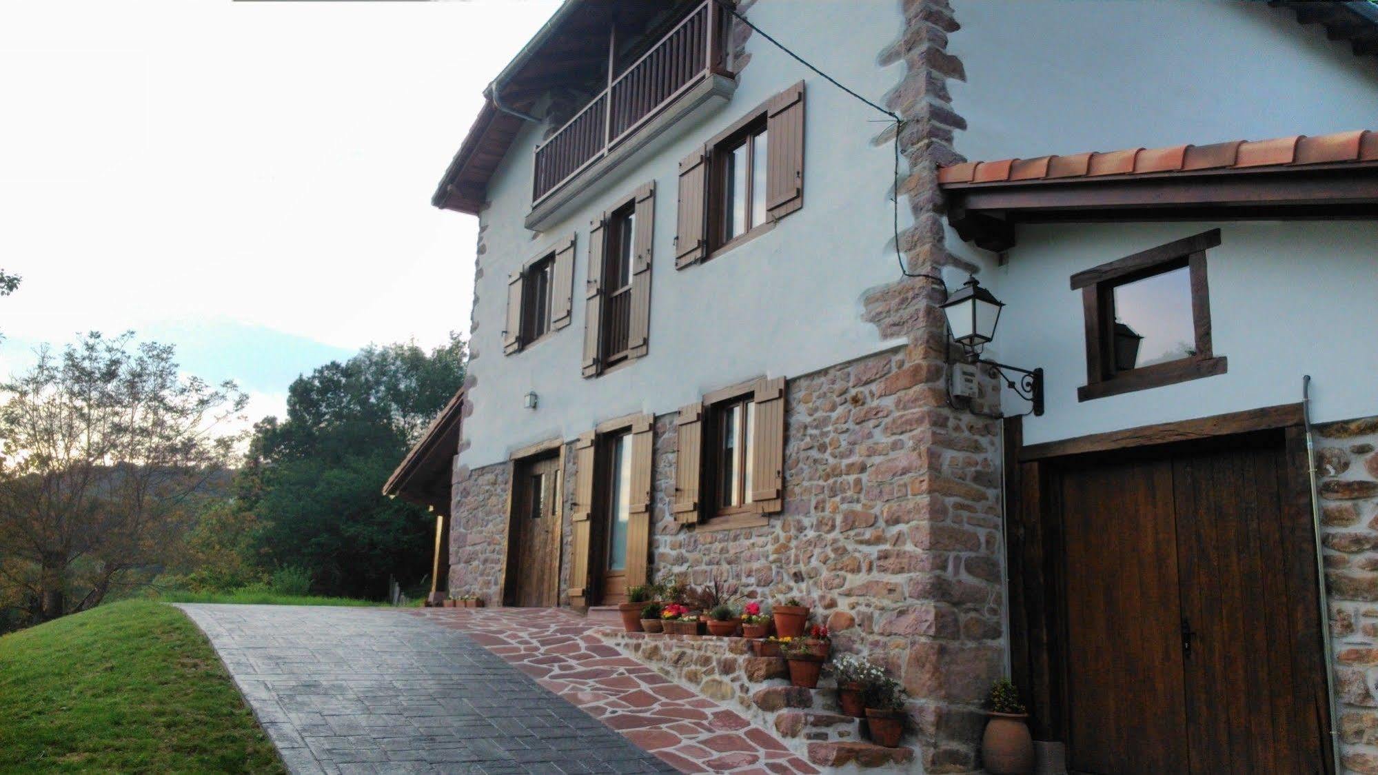 Olagaraia - Adults Only Casa de hóspedes Echalar Exterior foto